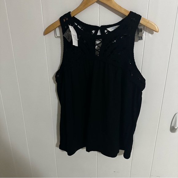 Time and Tru Black Tank Top with Tie Detail - Picture 1 of 4